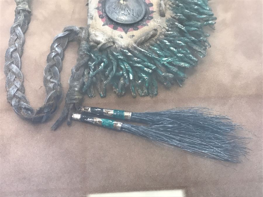 John Tracy III Reproduction Shadow Box Framed Arrow Quiver With (3) Arrows - Not Native American Made - 19.5'W X 38'H  [Photo 9]