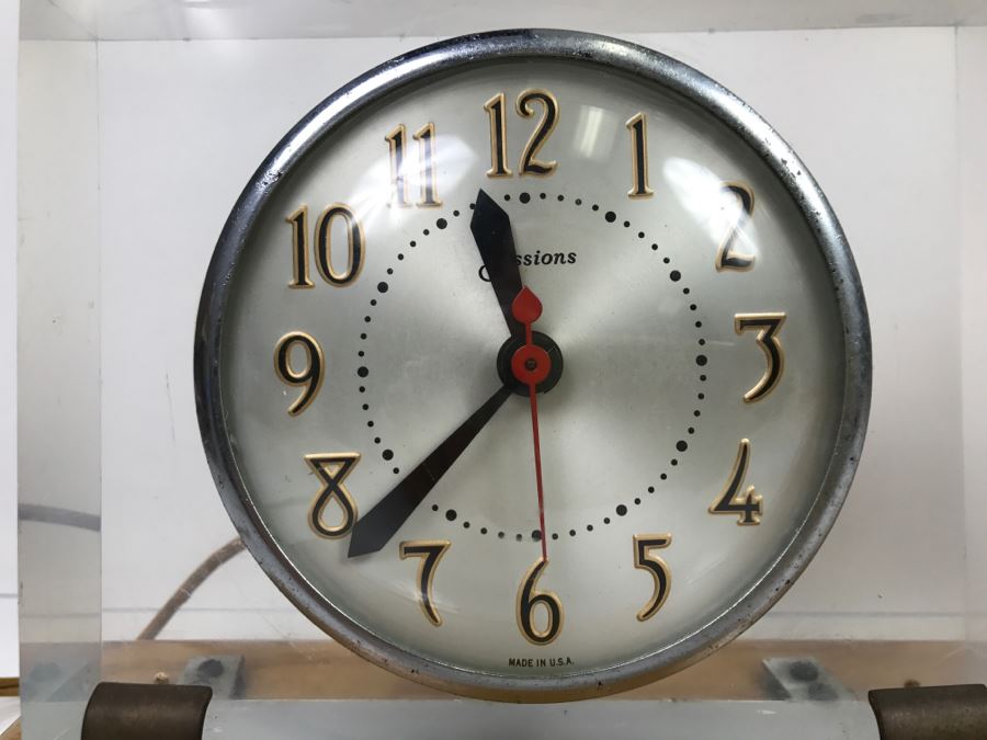 Vintage Sessions Horse Clock Working [Photo 5]