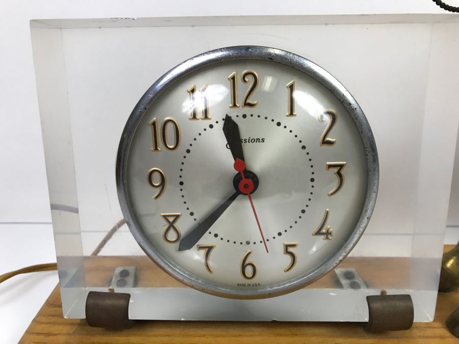 Vintage Sessions Horse Clock Working [Photo 4]