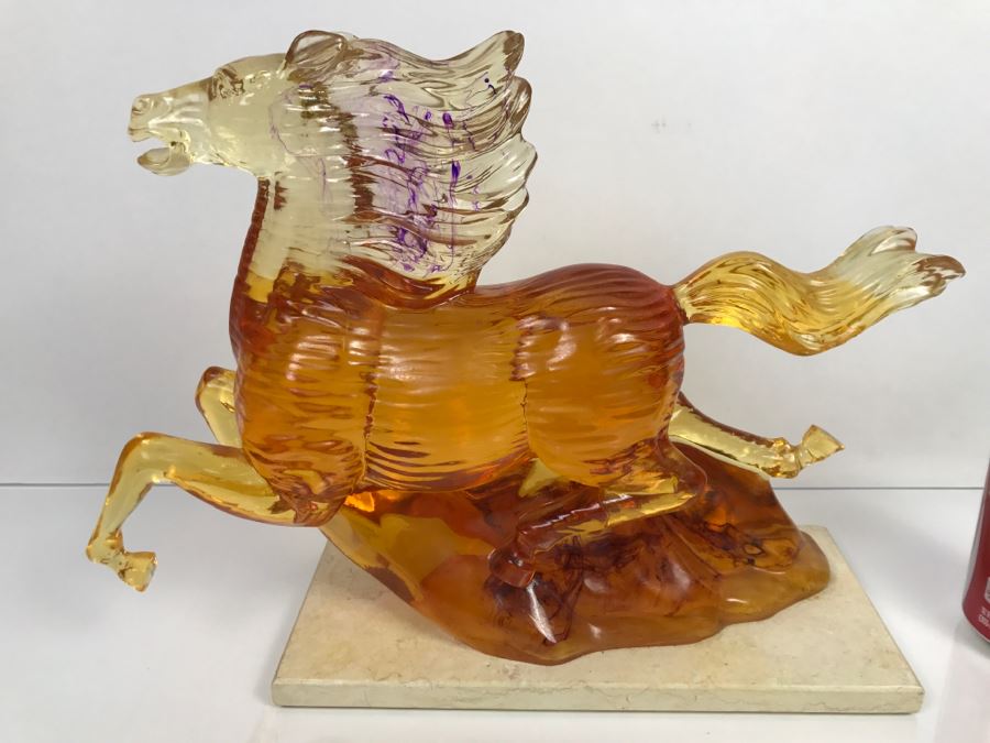 Vintage Resin Horse Sculpture On Travertine Base [Photo 3]