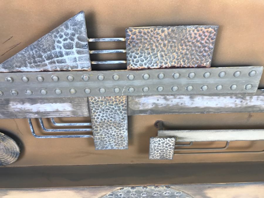 Metal Industrial Hanging Wall Sculpture 39' X 23' [Photo 13]