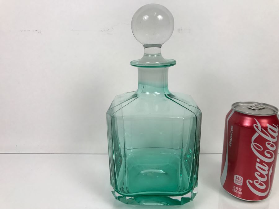 Vintage Liquor Decanter [Photo 2]