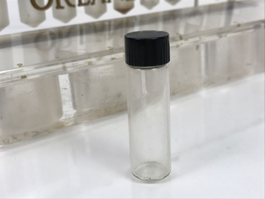 Vintage ORLANE Paris New York Acrylic Skin Care Store Display [Photo 11]