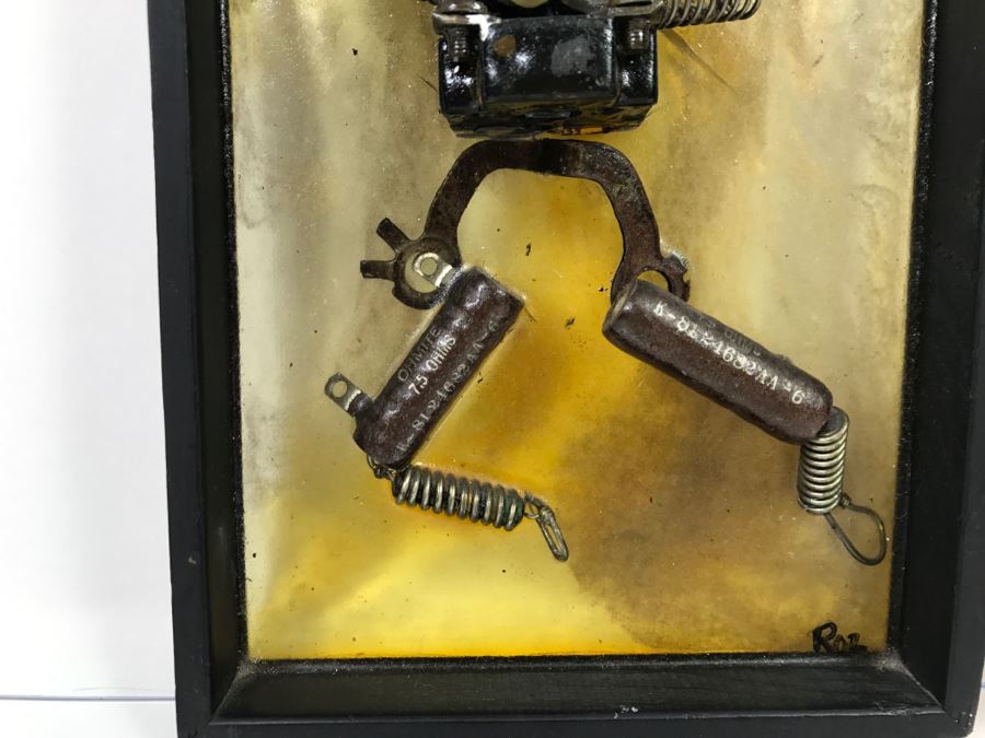 Industrial Robot Made Of Recycled Parts Sculpture Wall Hanging Signed Roz [Photo 5]