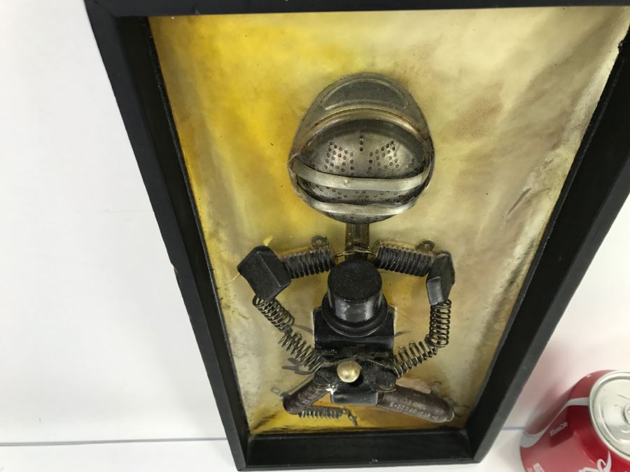 Industrial Robot Made Of Recycled Parts Sculpture Wall Hanging Signed Roz [Photo 9]