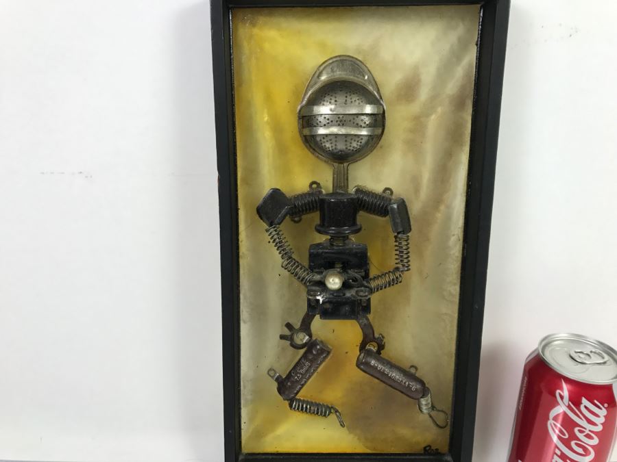 Industrial Robot Made Of Recycled Parts Sculpture Wall Hanging Signed Roz [Photo 15]
