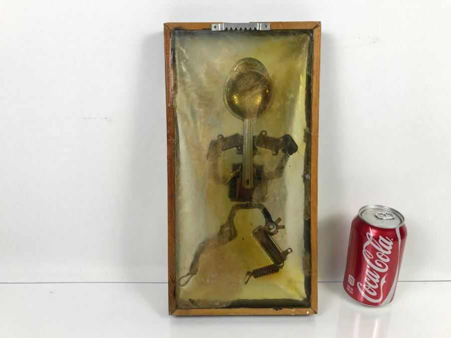 Industrial Robot Made Of Recycled Parts Sculpture Wall Hanging Signed Roz [Photo 17]