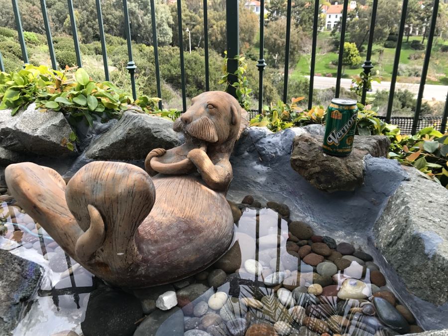 Large Cement Garden Ornament Otter [Photo 2]