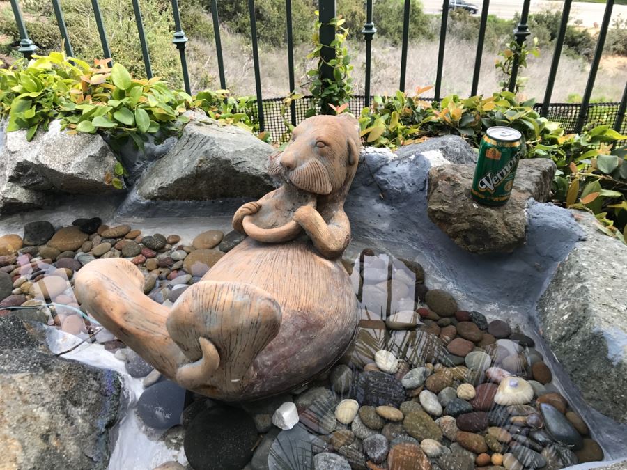 Large Cement Garden Ornament Otter [Photo 3]