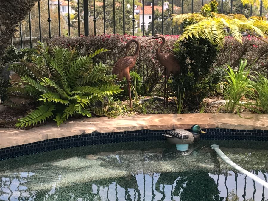 Pair Of Metal Lawn Ornament Egrets [Photo 2]