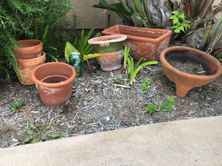 Various Outdoor Planting Pots [Photo 2]