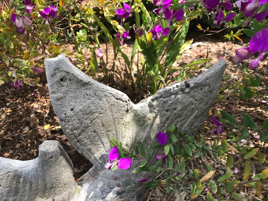 Outdoor Cement Weathered Lawn Ornament Fish [Photo 7]