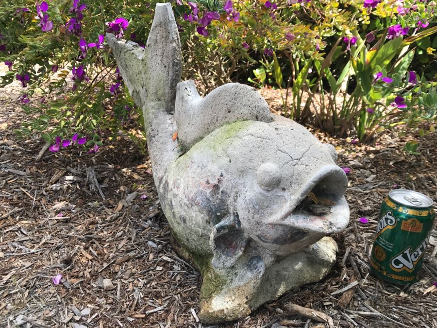 Outdoor Cement Weathered Lawn Ornament Fish [Photo 2]
