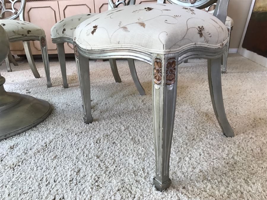 Designer Silvertone Pedestal Dining Table With (6) Elegant Dining Chairs 4' 6'R X 30'H [Photo 9]