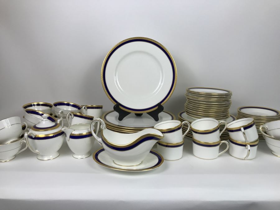 Elegant Gold And Blue Rim Coalport Bone China Set Elite-Royale Made In England Apx 73 Pieces [Photo 2]