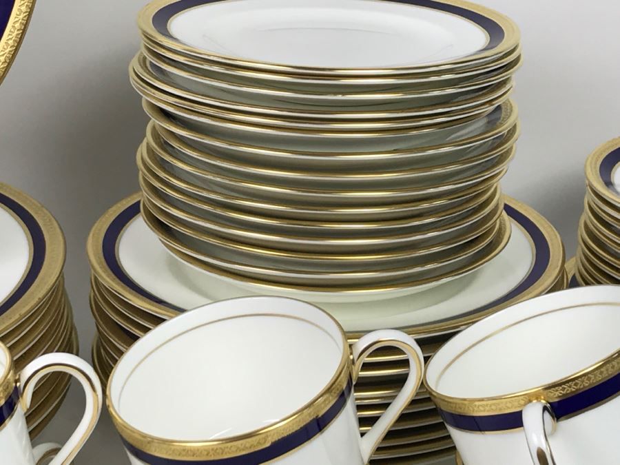 Elegant Gold And Blue Rim Coalport Bone China Set Elite-Royale Made In England Apx 73 Pieces [Photo 15]