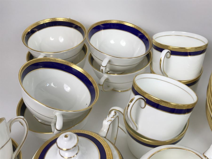 Elegant Gold And Blue Rim Coalport Bone China Set Elite-Royale Made In England Apx 73 Pieces [Photo 13]