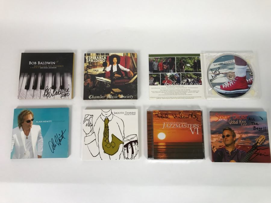 Collection Of Hand Signed Jazz Music CDs From Bob Baldwin, Esperanza Spalding, Alan Hewitt, Smooth Tannins, Steve Oliver And Paul Hardcastle [Photo 1]