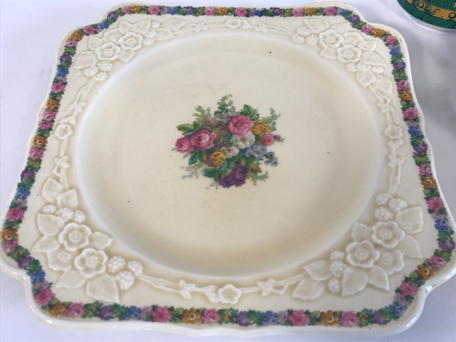 Crown Ducal Gainsborough England Plate And Leaf Plate