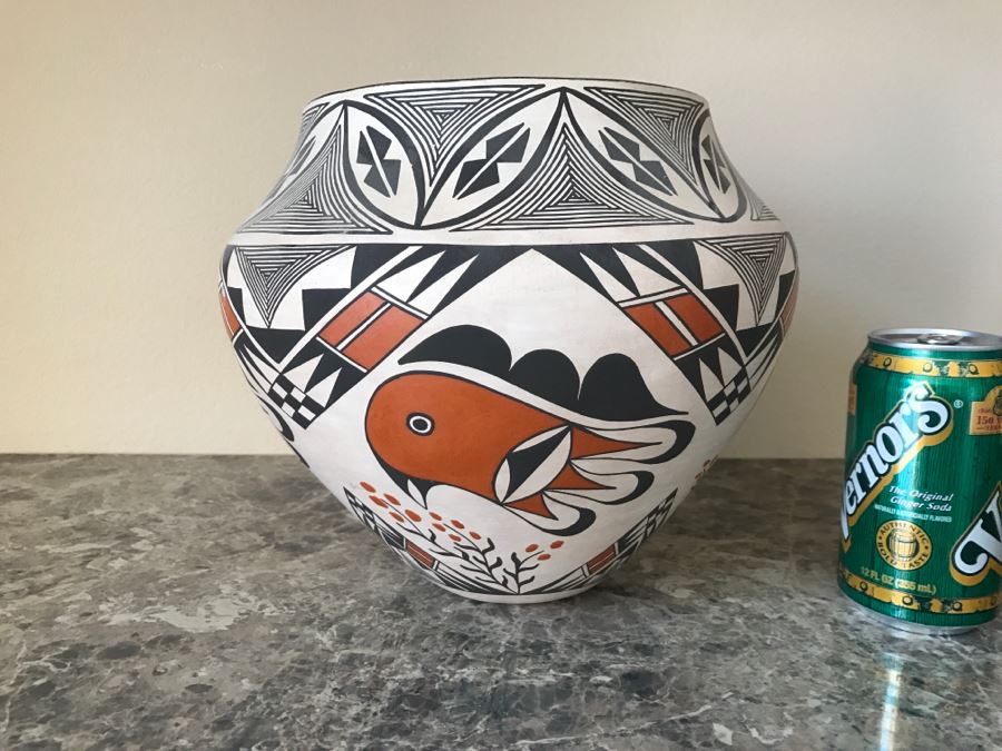 Native American Pottery By Ernestine Kie Acoma, New Mexico 34oz [Photo 2]