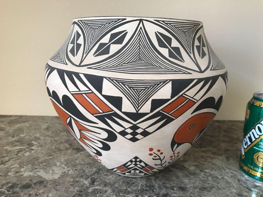 Native American Pottery By Ernestine Kie Acoma, New Mexico 34oz [Photo 7]
