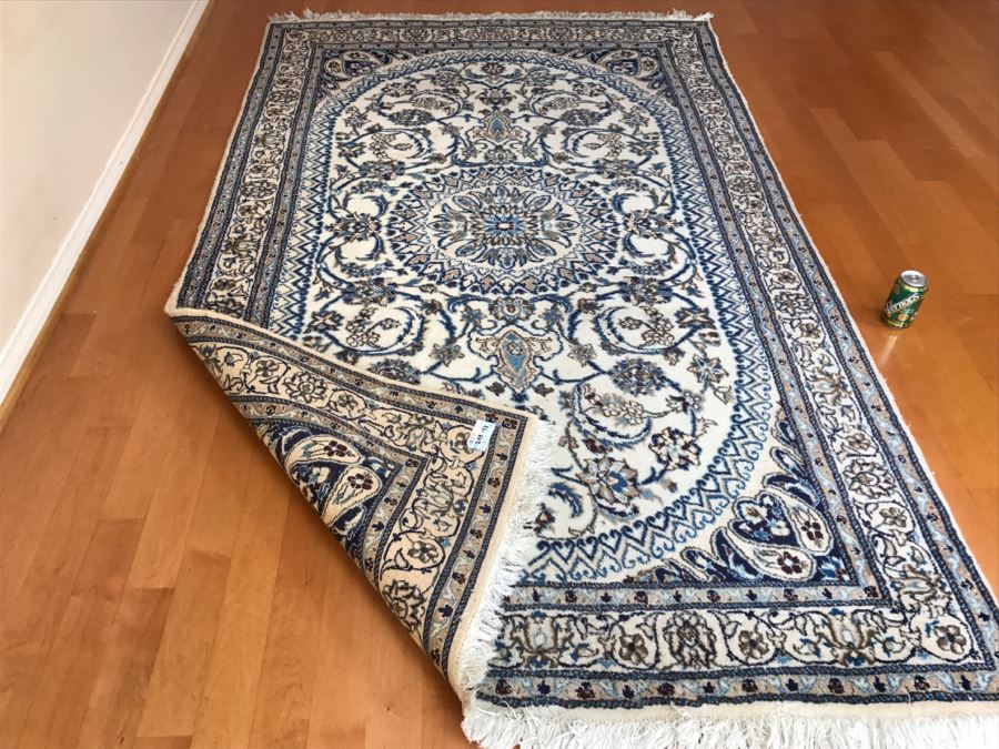 Hand Knotted Persian Wool Area Rug Made In Iran Blue Light Brown Cream 8' 6' X 5' 1' [Photo 10]