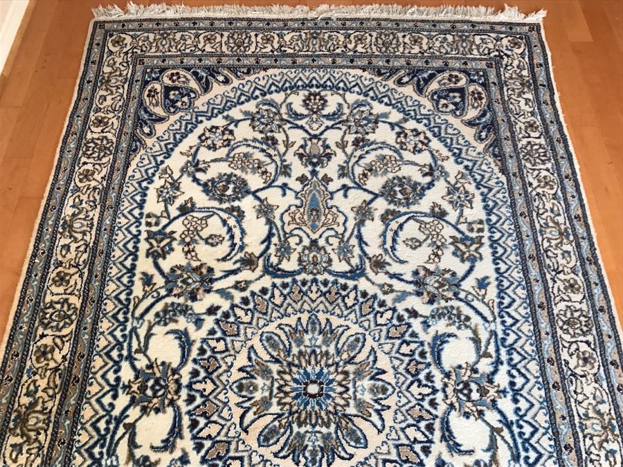 Hand Knotted Persian Wool Area Rug Made In Iran Blue Light Brown Cream 8' 6' X 5' 1' [Photo 7]