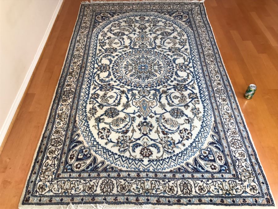 Hand Knotted Persian Wool Area Rug Made In Iran Blue Light Brown Cream 8' 6' X 5' 1' [Photo 4]