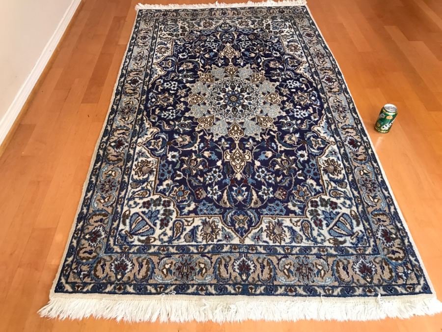 Persian Area Rug Hand Knotted Wool Made In Iran 6' 9' X 3' 10' [Photo 3]