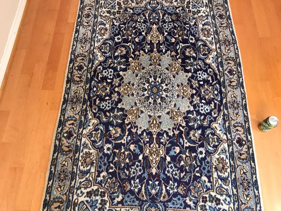Persian Area Rug Hand Knotted Wool Made In Iran 6' 9' X 3' 10' [Photo 4]