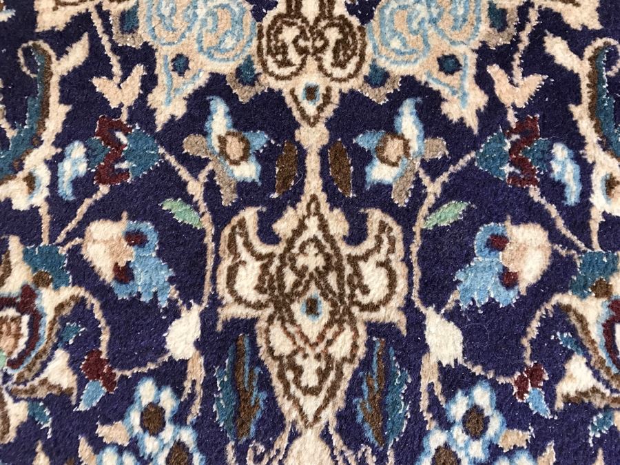 Persian Area Rug Hand Knotted Wool Made In Iran 6' 9' X 3' 10' [Photo 10]