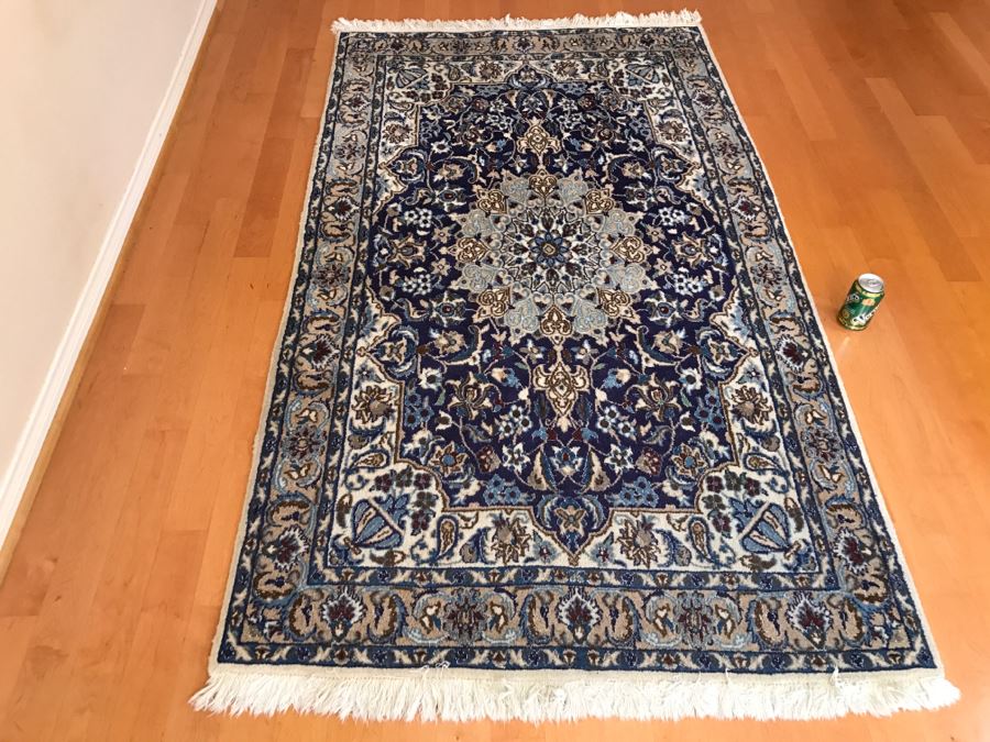 Persian Area Rug Hand Knotted Wool Made In Iran 6' 9' X 3' 10' [Photo 2]