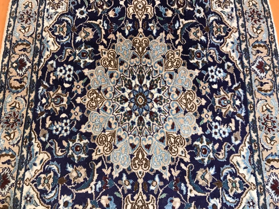 Persian Area Rug Hand Knotted Wool Made In Iran 6' 9' X 3' 10' [Photo 8]