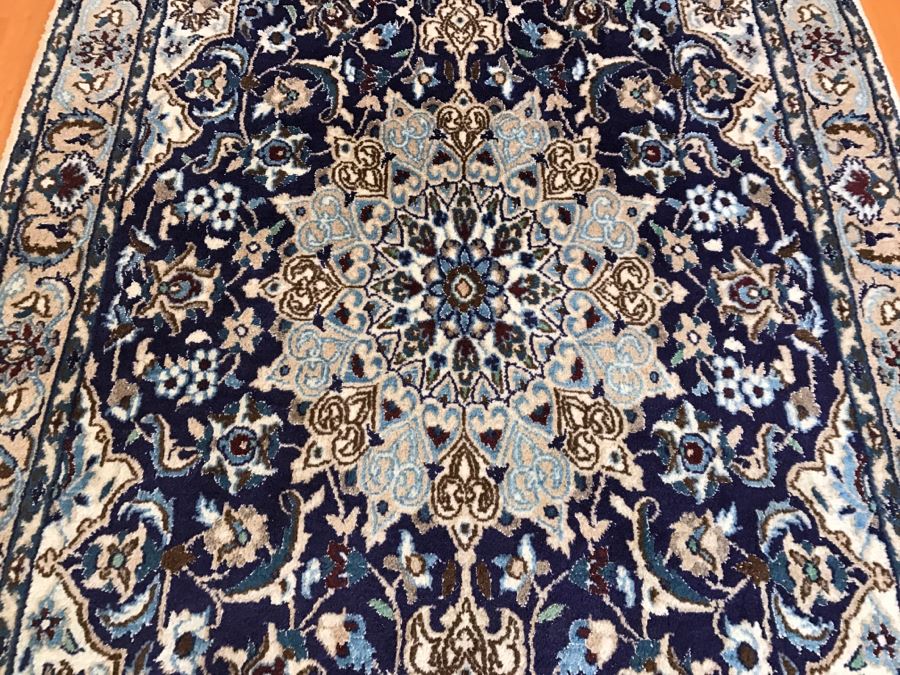 Persian Area Rug Hand Knotted Wool Made In Iran 6' 9' X 3' 10' [Photo 7]