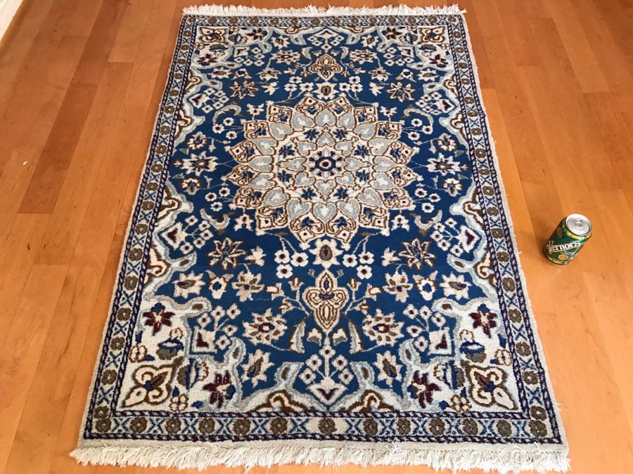 Persian Area Rug Hand Knotted Wool 4' 6' X 3' [Photo 1]