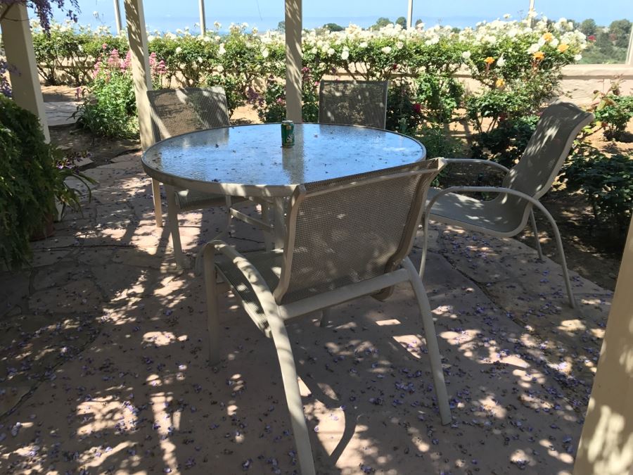 Outdoor Aluminum Patio Furniture Round Table With (4) Chairs [Photo 2]