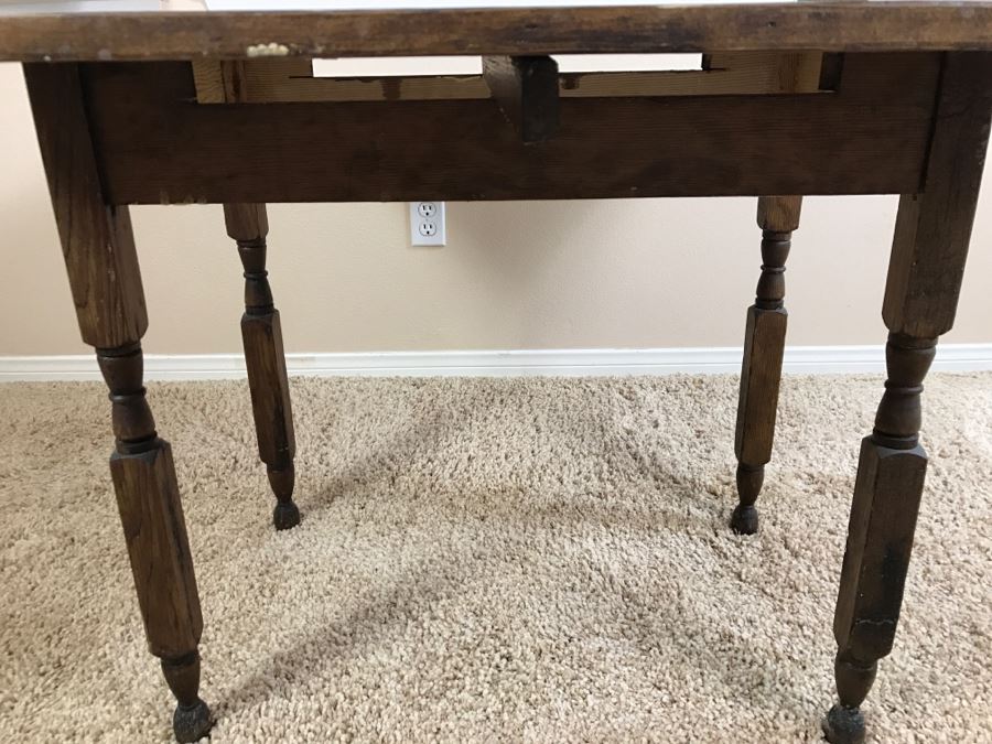 Vintage Drop Leaf Table [Photo 7]