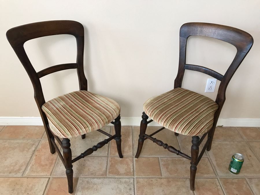 Pair Of Antique Chairs [Photo 4]