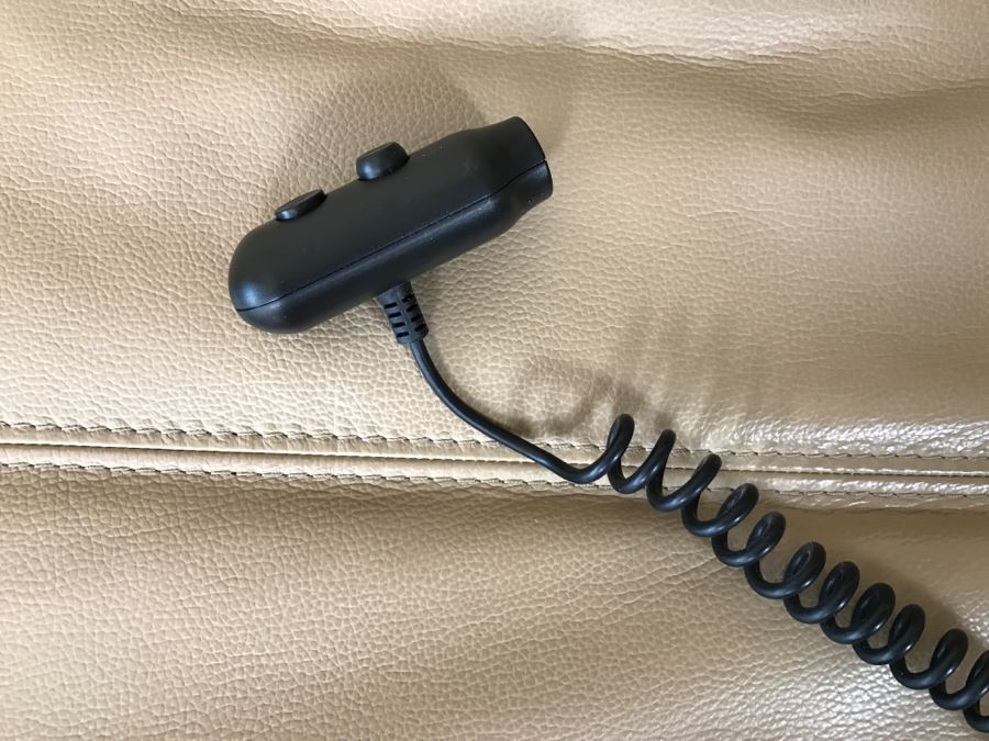 Human Touch Perfect Chair Model PC-500 Zero Gravity Leather Chair Retails For $2,500 [Photo 6]