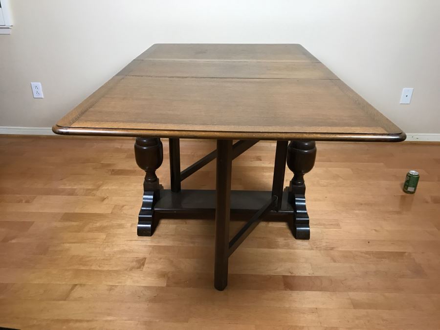 Vintage Drop Leaf Dining Table [Photo 16]