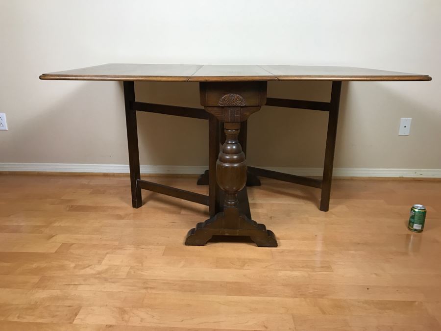 Vintage Drop Leaf Dining Table [Photo 11]