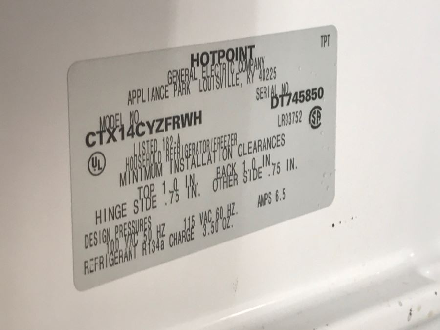 HOTPOINT Fridge Refrigerator Model CTX14CYZFRWH 28'W X 27'D X 61'H [Photo 8]