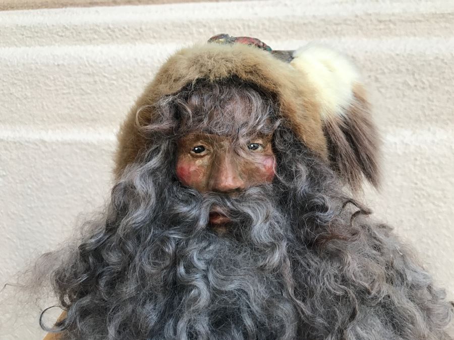 Large Custom Hand Made Folk Art Santa Claus By Artist Renée 33'H [Photo 3]
