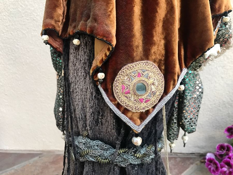 Large Custom Hand Made Folk Art Santa Claus By Artist Renée 33'H [Photo 13]