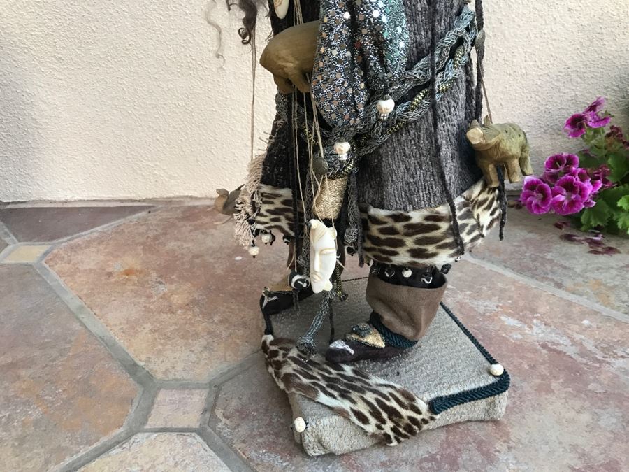 Large Custom Hand Made Folk Art Santa Claus By Artist Renée 33'H [Photo 11]