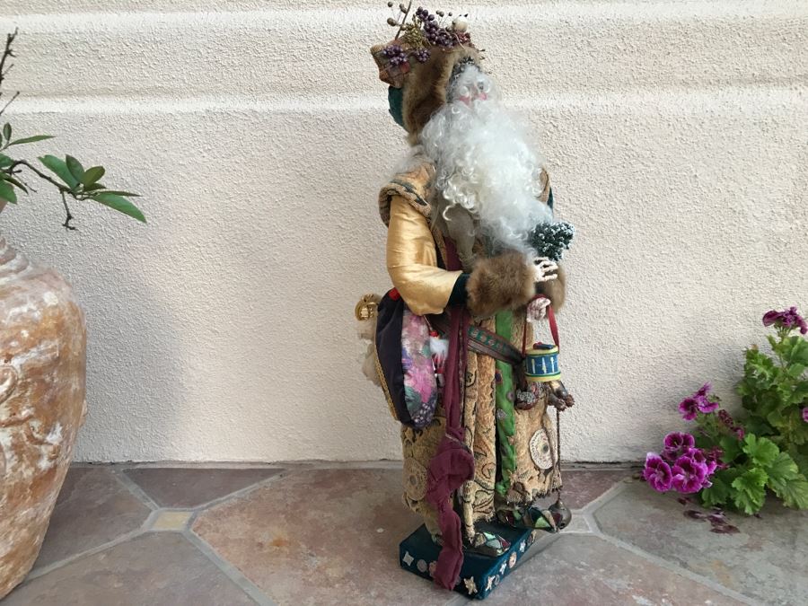 Large Custom Hand Made Folk Art Santa Claus By Artist Renée 33'H [Photo 7]