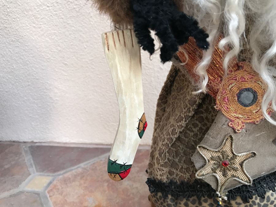 Large Custom Hand Made Folk Art Santa Claus By Artist Renée 33'H [Photo 6]