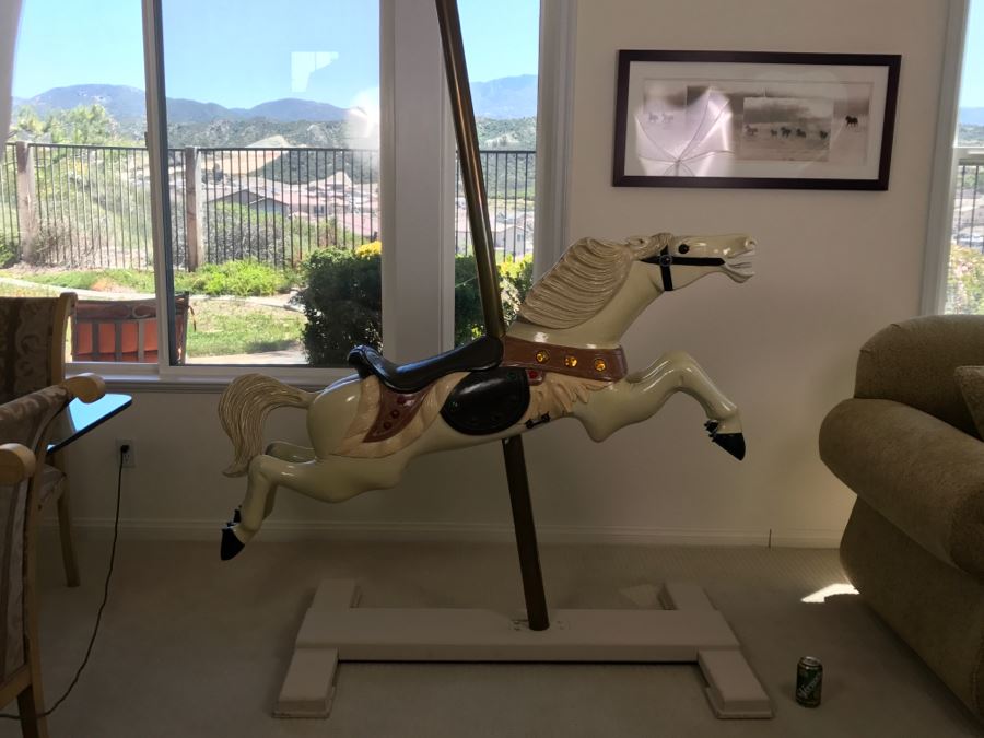 Santa Monica Pier Authentic C W Parker Carousel Horse Leavenworth Kansas 5'L X 32'W X 74'H [Photo 26]