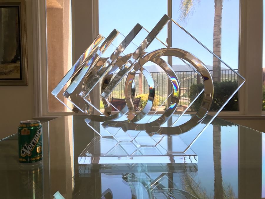 Signed Van Teal Mid-Century Modern Lucite Acrylic Sculpture [Photo 5]