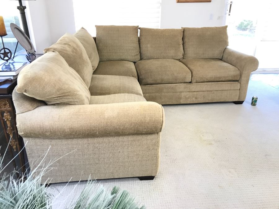 Upholstered Sectional Sofa By Bassett 92' X 98' [Photo 5]